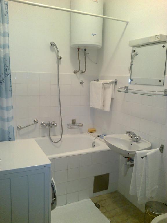 Apartment A1 دوغي رات الغرفة الصورة